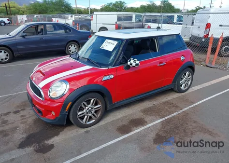 2011 Mini Cooper S z USA, uszkodzony, nr VIN WMWSV3C56BTY13330